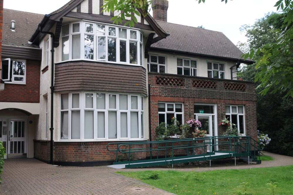 Chaddlewood, Cockfosters Rd, Galva Close & Mount Pleasant, Enfield