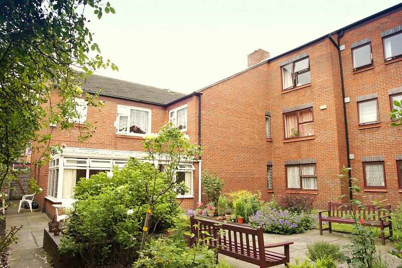 Holland Court, Manchester, Greater Manchester, M21 8BF Sheltered