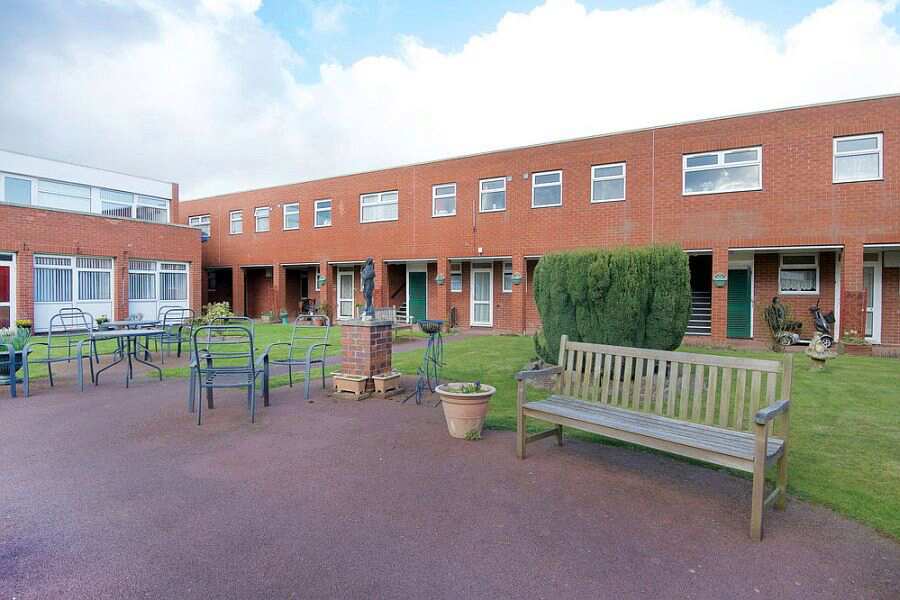 Edyvean Walker Court, Nuneaton & Bedworth, Warwickshire, CV11 5DL