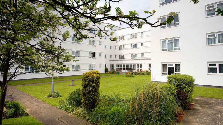 Redman King House, Eastbourne, East Sussex, BN20 7DF Sheltered