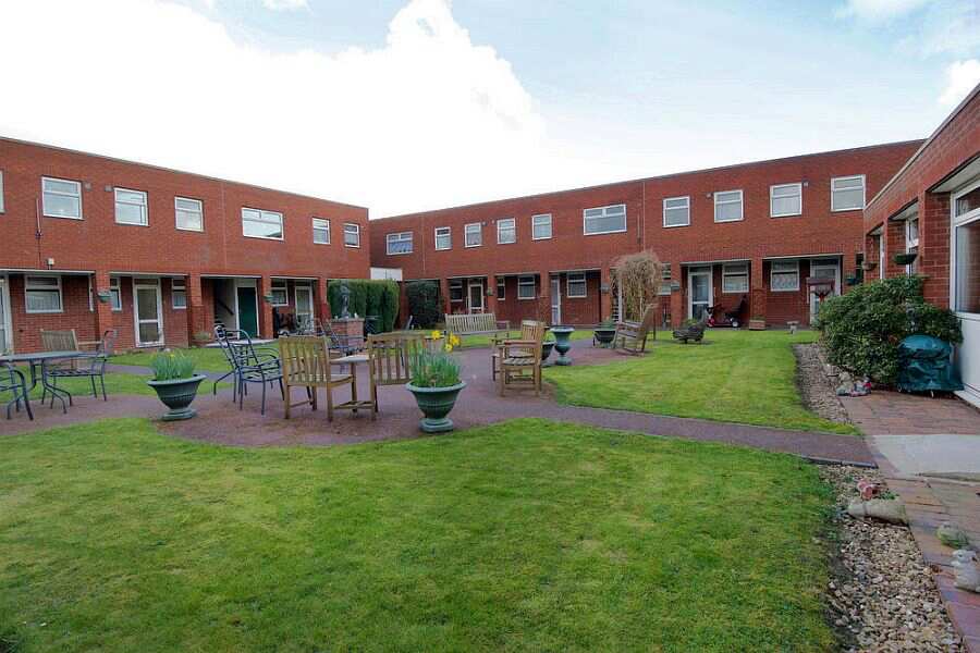 Edyvean Walker Court, Nuneaton & Bedworth, Warwickshire, CV11 5DL