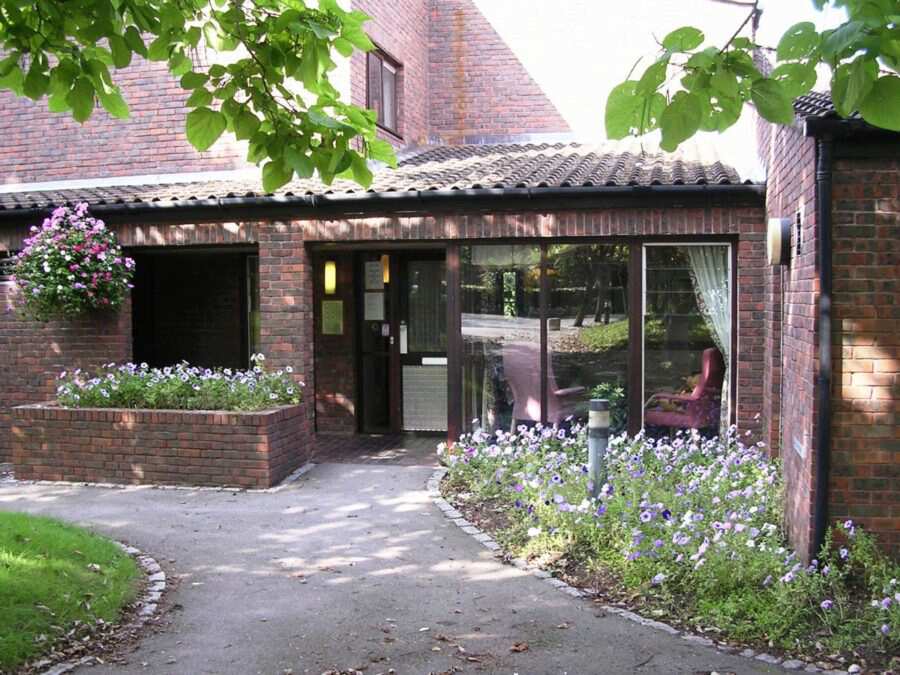 House, Bracknell Forest, Berkshire, RG12 7AL Sheltered