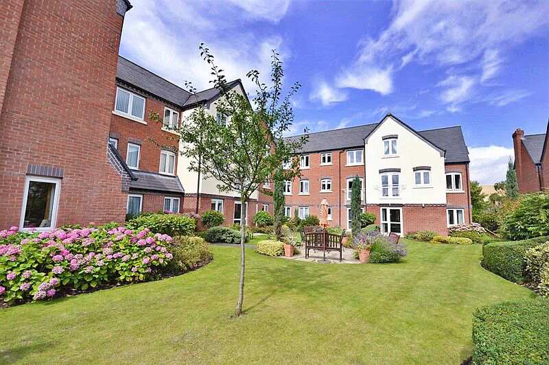 Damson Court, Tamworth, Staffordshire, B79 7NE For sale Sheltered