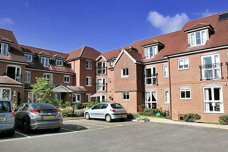 Barnes Wallis Court, Woking, Surrey, KT14 7HJ For sale Extra care