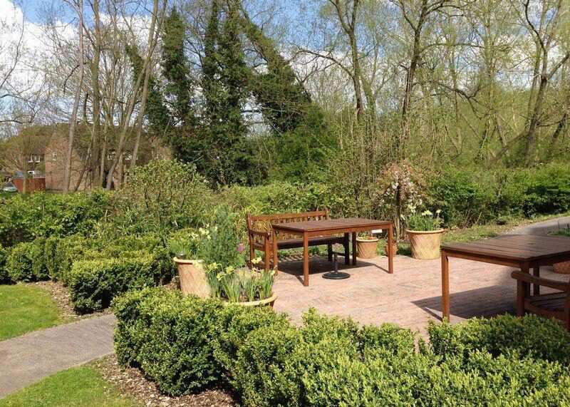 Willow Grange, Vale of White Horse, Oxfordshire, OX12 9RB Sheltered