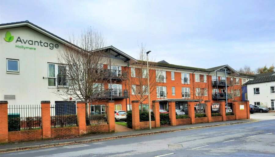 Hollymere, Ellesmere Port and Neston, Cheshire, CH65 2HH Housing with