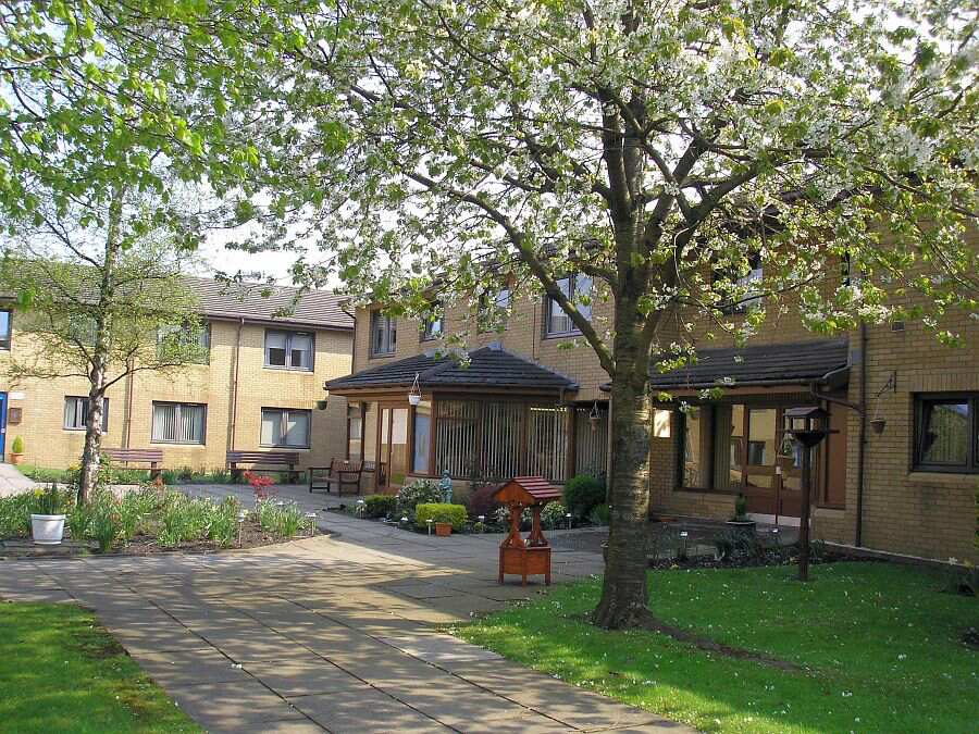 Hanover Gardens, East Dunbartonshire, East Dunbartonshire, G64 1AQ