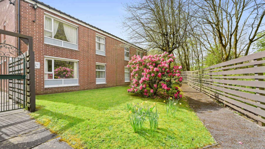 Calderbrook Place & Cog Lane, Burnley, Lancashire, BB11 4RN Sheltered