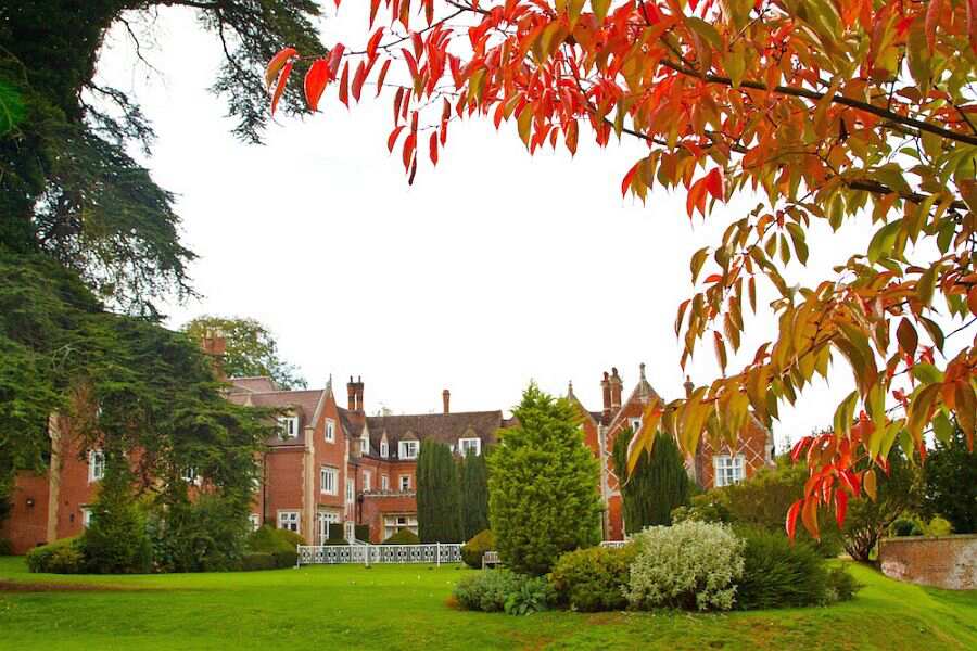 Winton Nursing Home, Test Valley, Hampshire, SO20 8HE Nursing home