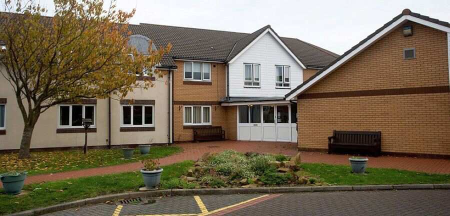 Stanner Lodge Bowness Avenue Fylde Lancashire Fy8 3bu