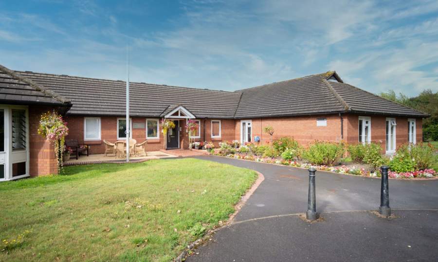 Halcyon House, Sefton, Merseyside, L37 3LU Nursing home
