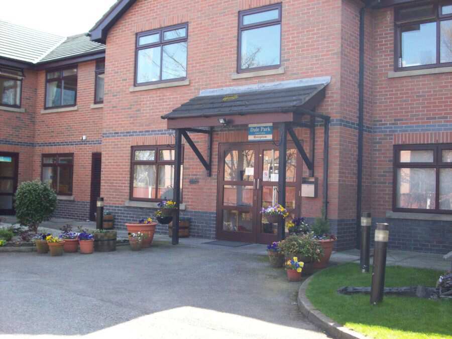 Dale Park Care Home, Sefton, Merseyside, PR8 6JU Residential care