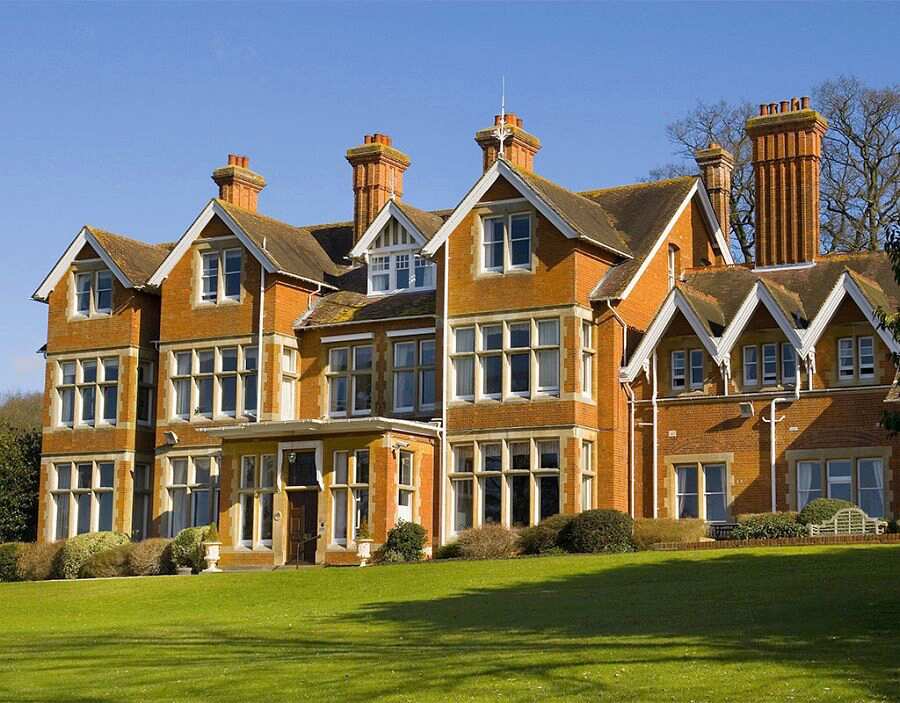 Oaken Holt House Nursing & Residential Home, Vale of White Horse