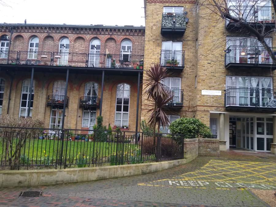 Washington Court, Islington, Greater London, N1 0GP Sheltered housing