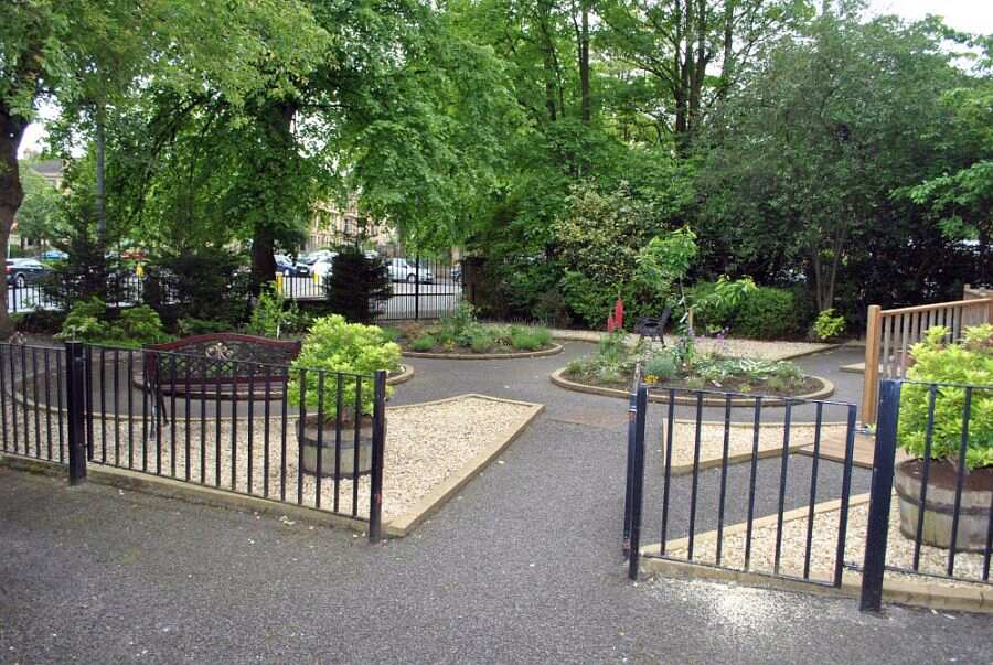 Rowandale Nursing Home, Glasgow, Glasgow, G41 2RD Nursing home