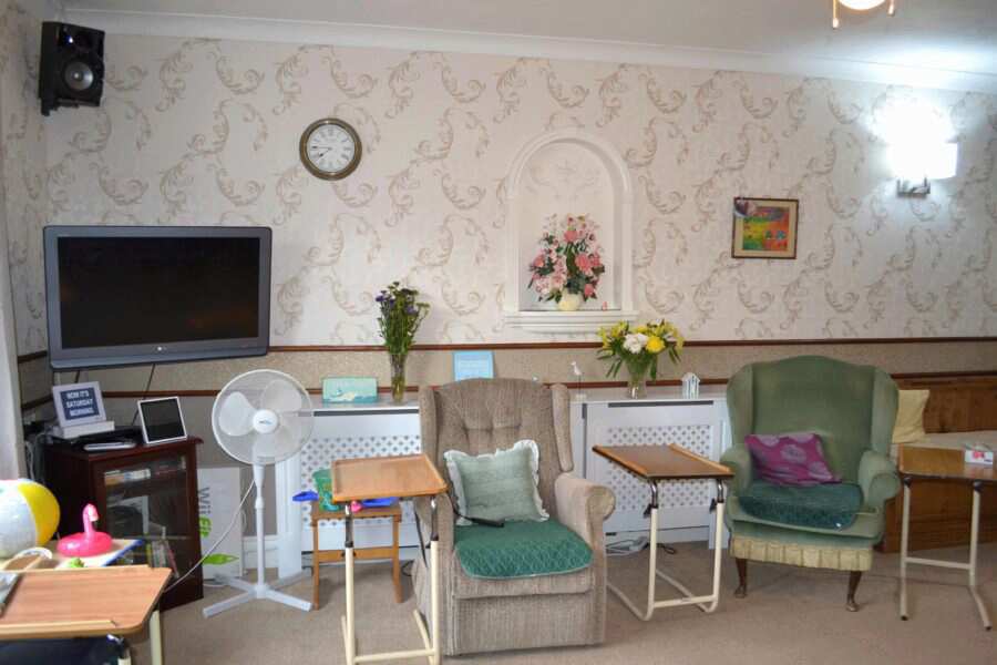 White Gables Care Home, Boston, Lincolnshire, PE20 1EP Nursing home