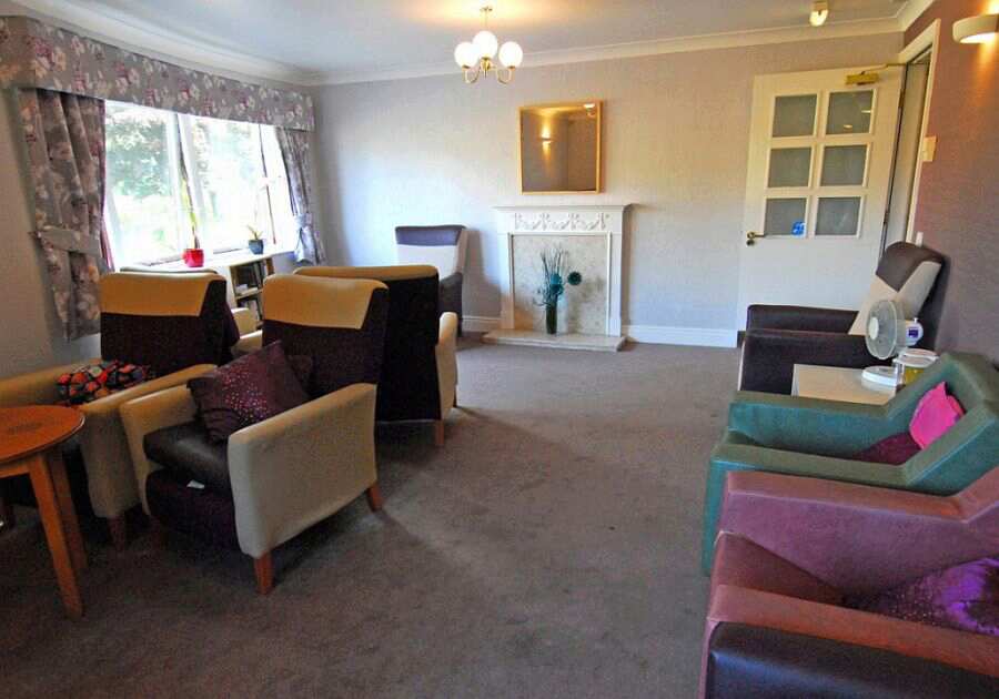 Wallace House Nursing Home, Gateshead, Tyne and Wear, NE11 9AE