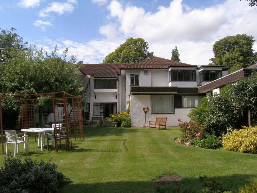 Tannerswood Three Rivers Hertfordshire Wd5 0eu Sheltered