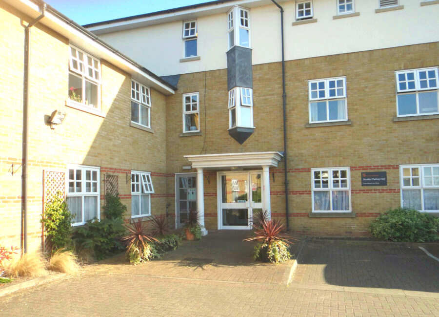 Cedar House, Hillingdon, Greater London, UB9 6EB Nursing home