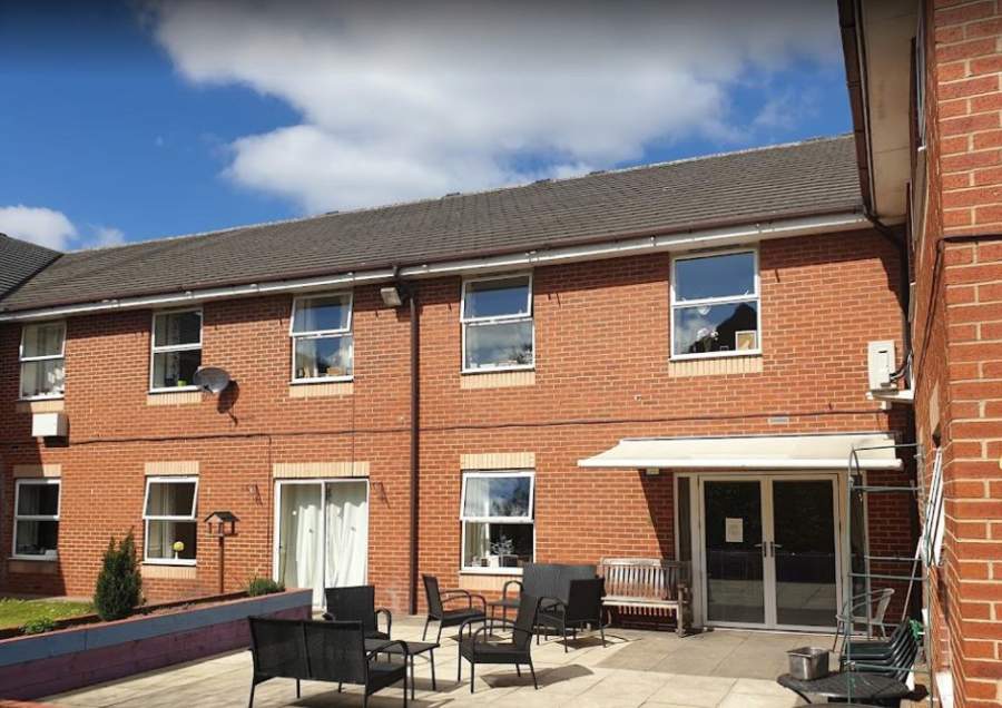 Priory Gardens Care Home, Wakefield, West Yorkshire, WF8 1JQ Nursing home