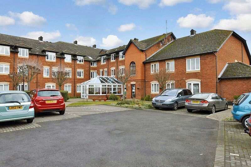 Laburnum Court