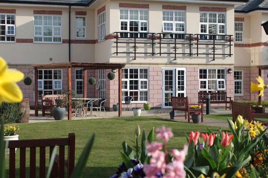 Charnwood Oaks, Leicester, Leicestershire, LE12 9JG Nursing home