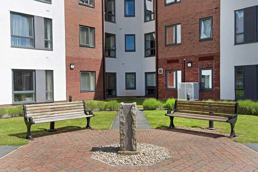 Kingsway, Blackburn with Darwen, Lancashire, BB2 1NA To rent/let