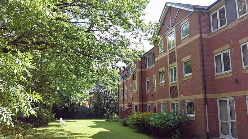 Oak Court