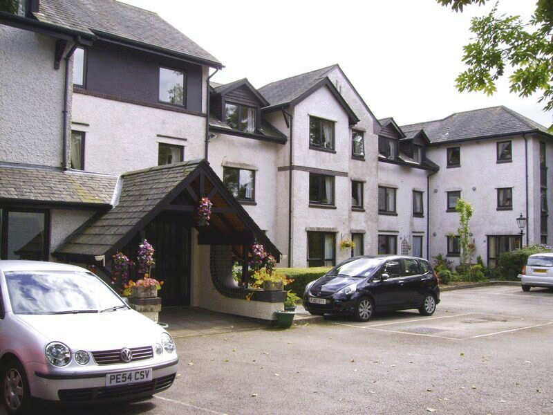 Alexandra Court Apartments Portland