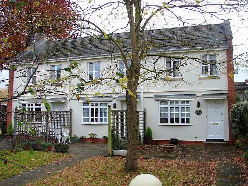 Park Gate, Cheltenham, Gloucestershire, GL50 2QE For sale Sheltered