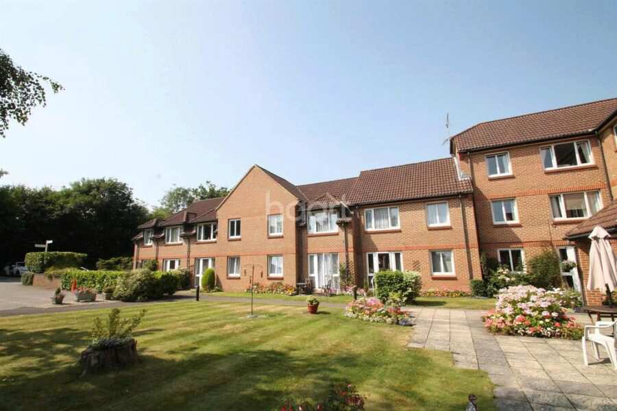 Winterbourne Court, Bracknell Forest, Berkshire, RG12 9FW Sheltered housing, retirement