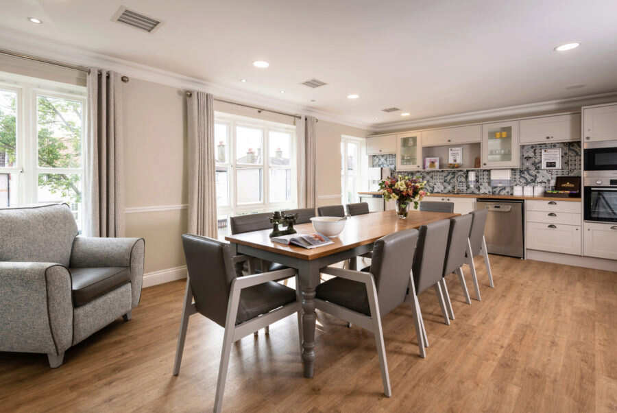 Admiral Court Care Home, SouthendonSea, Essex, SS9 3HP Residential care home, Nursing home