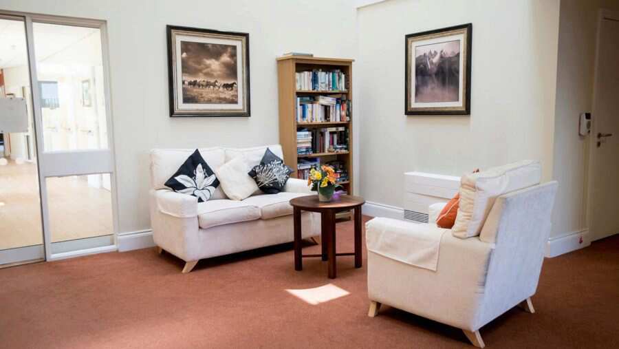 Bluebell Gardens, Bristol, Somerset, BS14 8AB To rent/let Housing