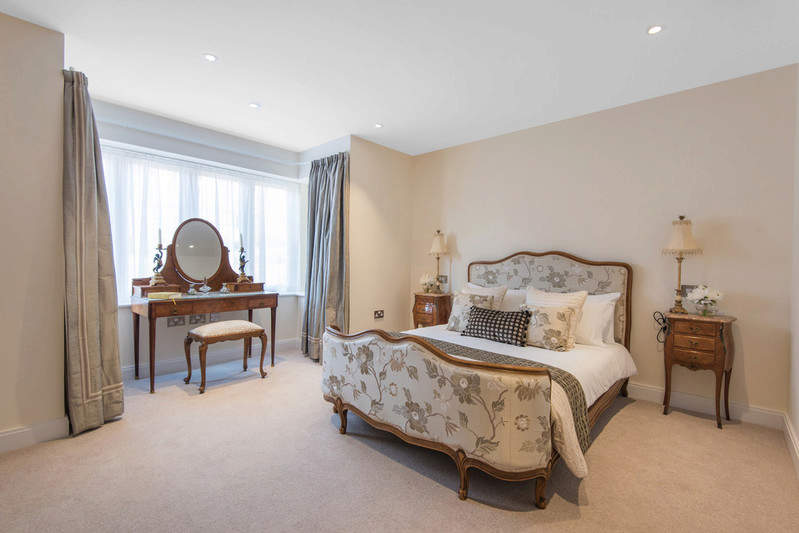 Park, Eastleigh, Hampshire, SO50 6DN New sales