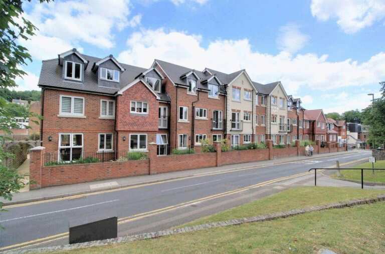 Caterham Lodge, Tandridge, Surrey, CR3 6FA Sheltered housing