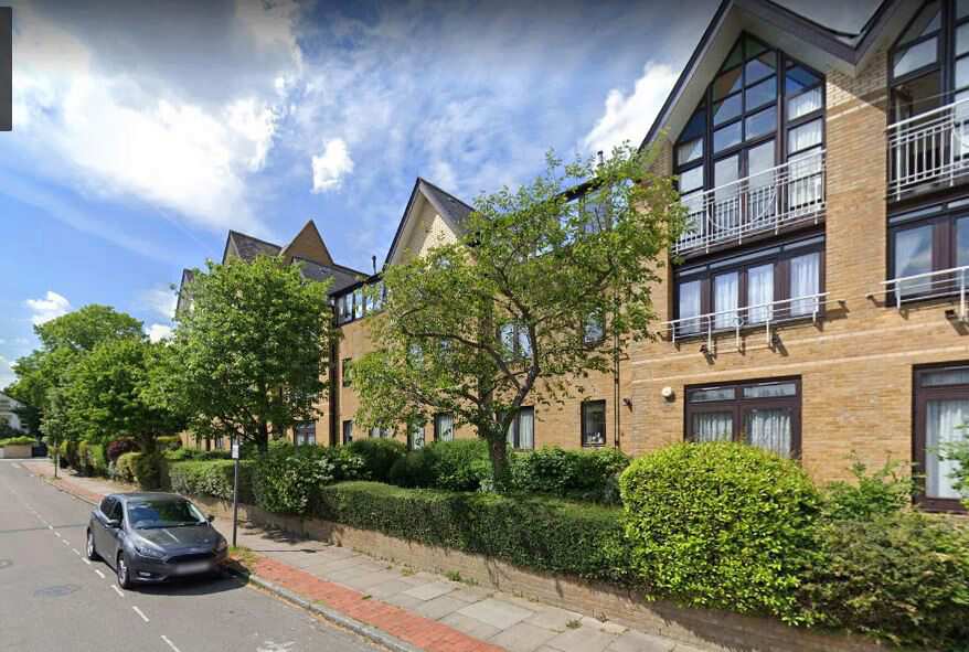 Hamilton Square, Greater London, N12 0PL Sheltered housing