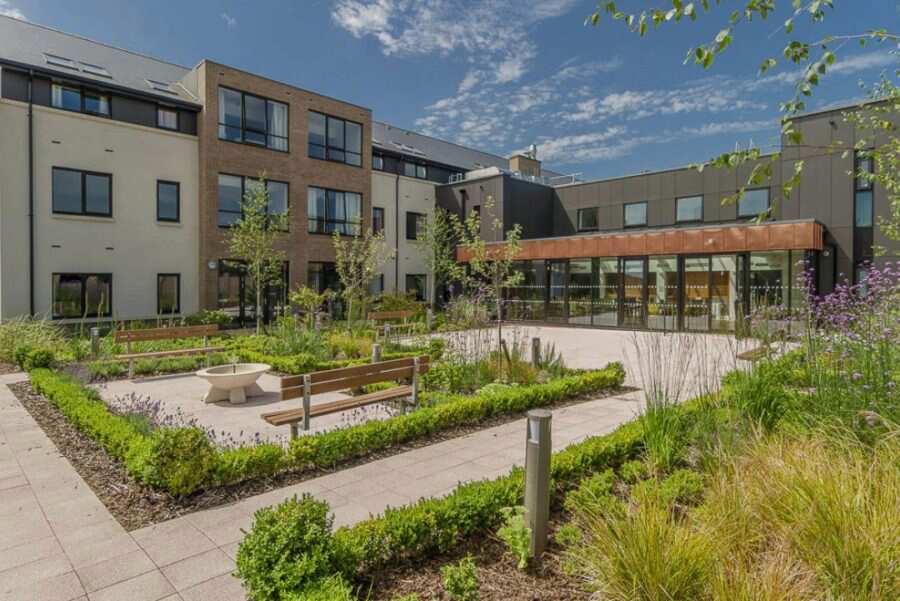 Ty Heulog, Rhondda Cynon Taff, Rhondda Cynon Taff, CF72 8HL Housing