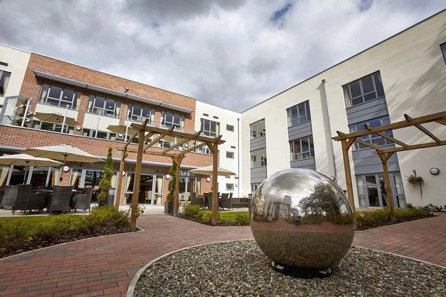 The Hawthorns Aldridge, Walsall, West Midlands, WS9 8UH Residential