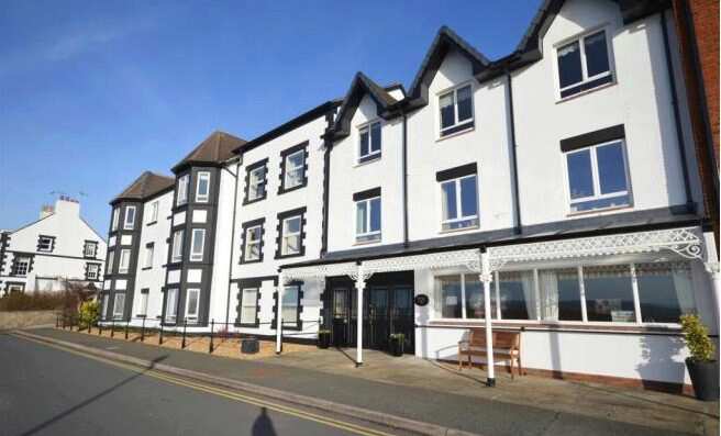 Deeside Court
