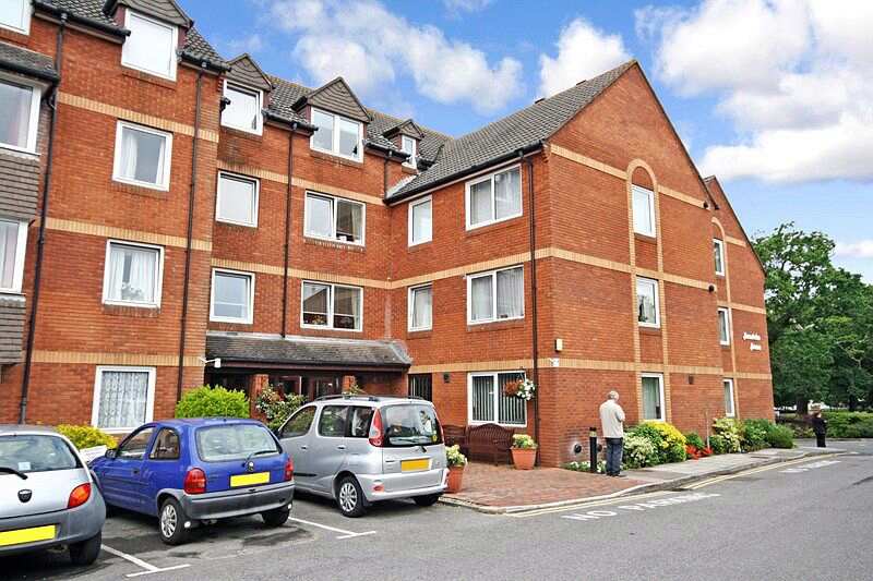 Homelake House, Poole, Dorset, BH14 8UG To rent/let Sheltered housing, retirement housing