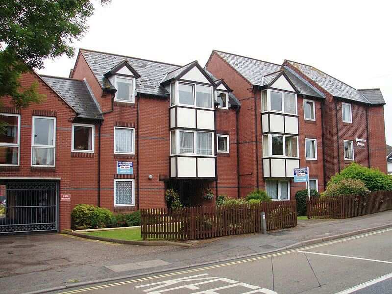 Hometor House