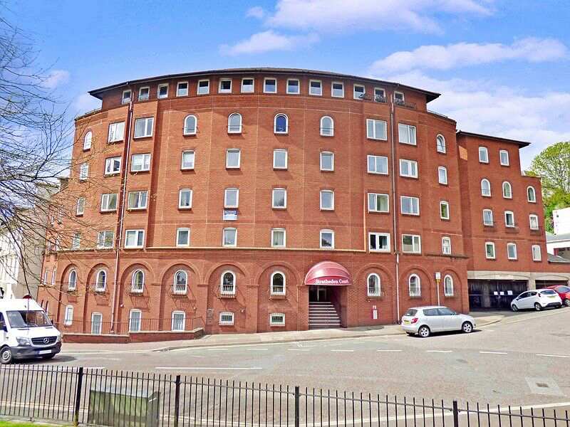 Stratheden Court