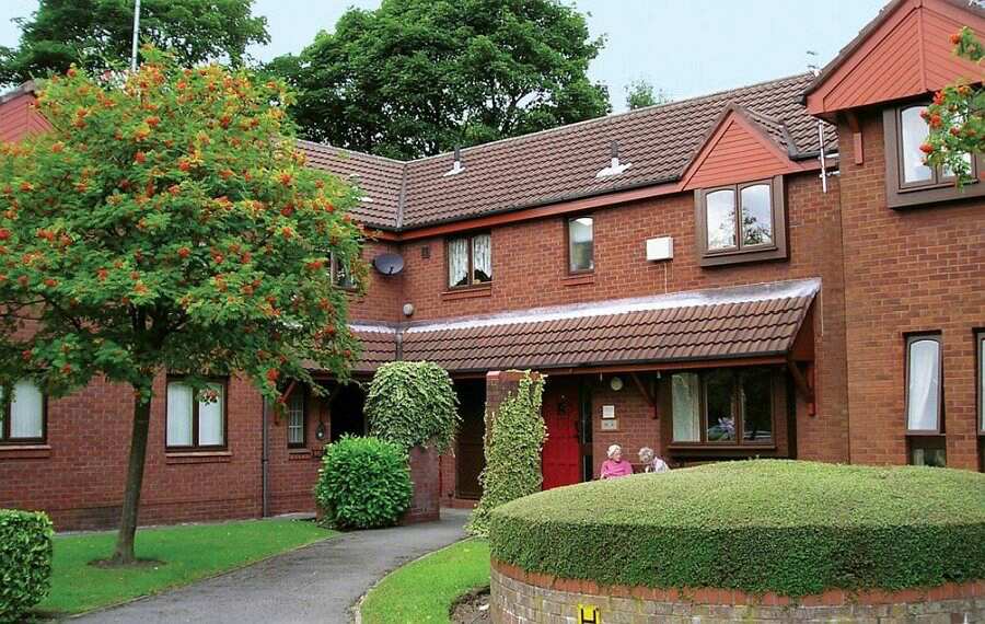 ** EAC Housing Care, Information for elderly people ** HousingCare