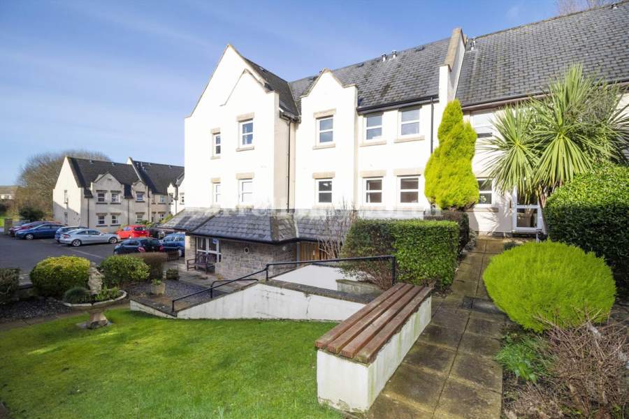 St Leonard Court, Lancaster, Lancashire, LA1 1FD For sale Sheltered