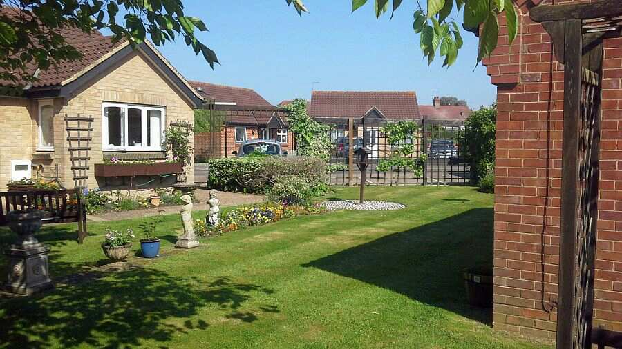 Sheraton Close, Northampton, Northamptonshire, NN3 2NQ For sale