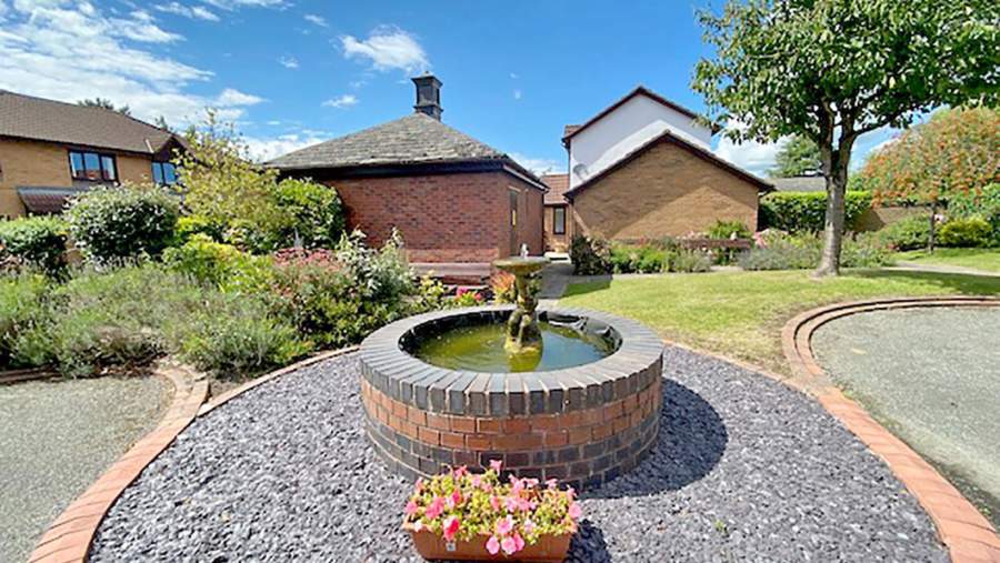 Cedar Court, Chester, Cheshire, CH3 5XS For sale Sheltered housing