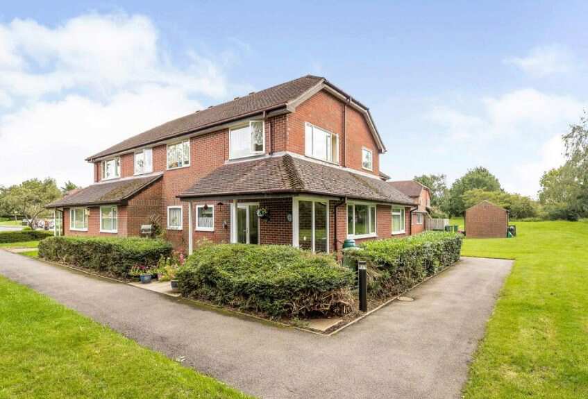 Ruskin Court, Milton Keynes, Buckinghamshire, MK16 0JL Sheltered