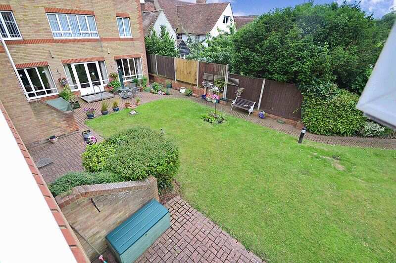 Newland Court, Braintree, Essex, CM8 1AL Sheltered housing