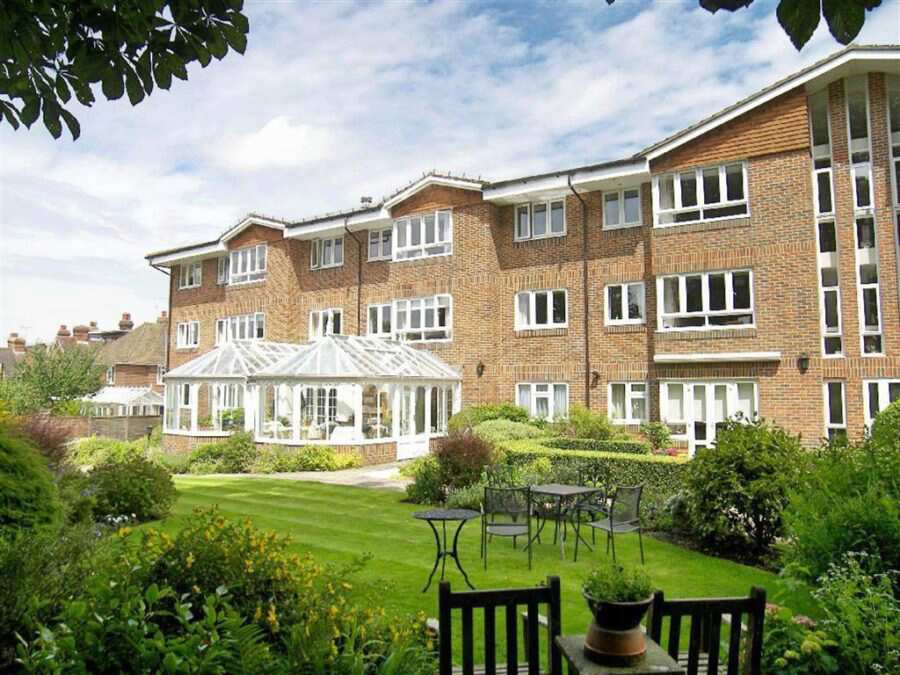 Park House, Sevenoaks, Kent, TN13 3JZ Sheltered housing, retirement