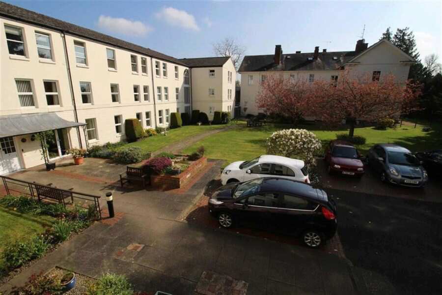 Oakfield House, Warwick, Warwickshire, CV32 5GD Sheltered housing